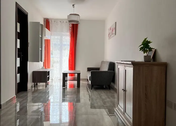 Apartamento F4 Modern And Bright In Malta *