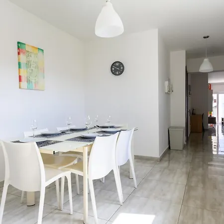 F4 Modern And Bright In Malta * Msida