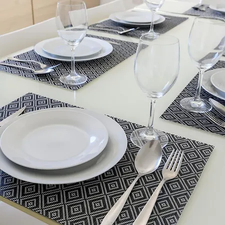 F4 Modern And Bright In Malta Daire