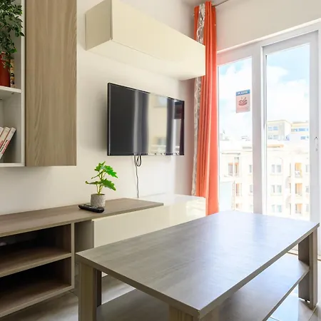 F4 Modern And Bright In Malta Daire *